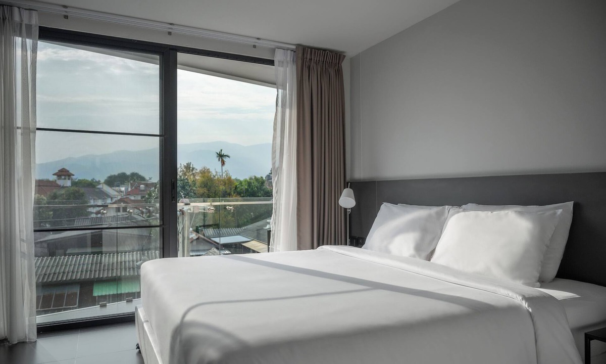 Old City Hotel | POR Thapae Gate