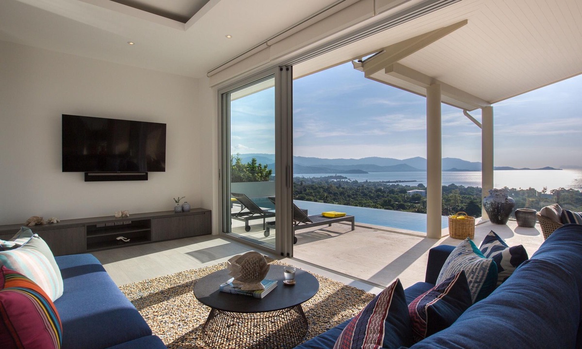 Moo 5 Villa | Private Villa with Large Living Area, Family Infinity Pool, Incredible Sunset