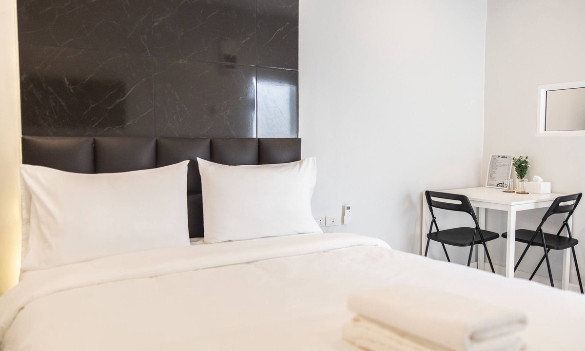 Mueang Samut Prakan District Hotel | PVILLA