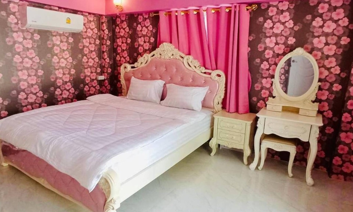 Suan Phueng Hotel | Rai Phurak Resort