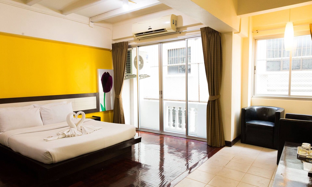 Suan Luang Hotel | Ramkhamhaeng 42 by Roomquest