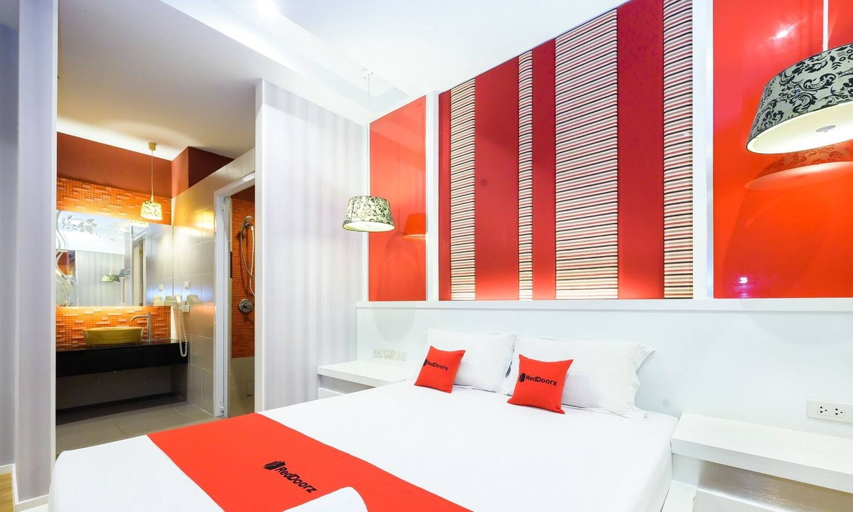 Bang Kra So Hotel | RedDoorz Plus Ruen Rattana Resort