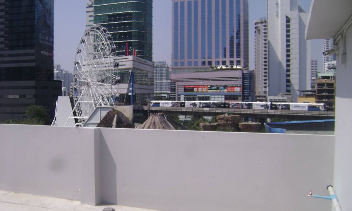 Bangkok Central Business District Hostel | Rezt Bangkok - Hostel