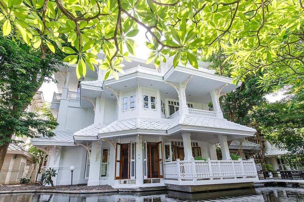 Dusit House | Royal Riverside Villa | River View Suite