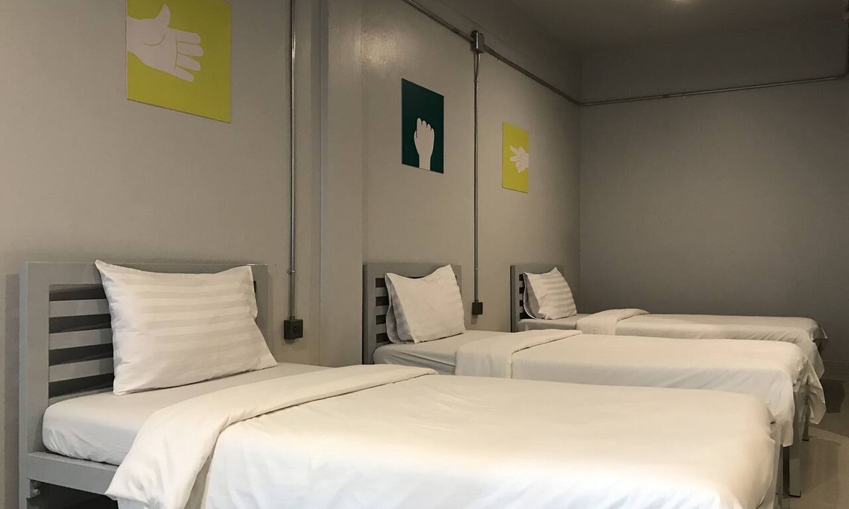 Thung Maha Mek Hostel | S1 Hostel