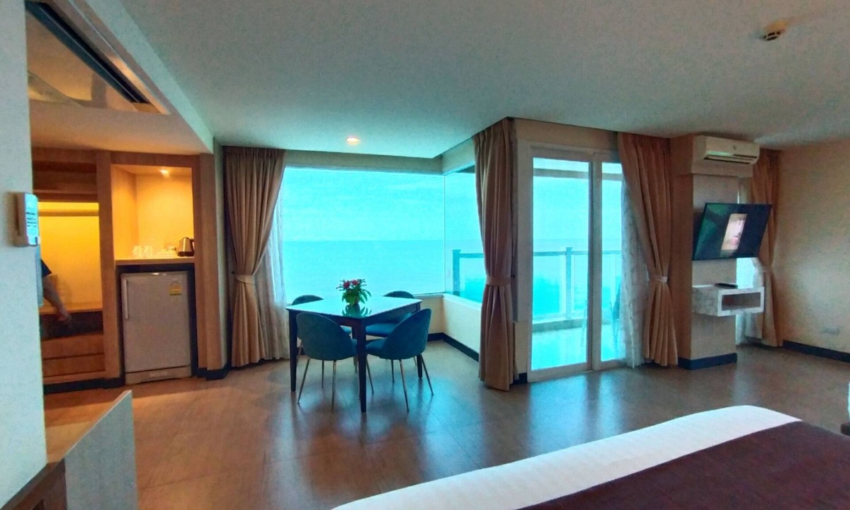 Na Chom Thian Hotel | Saisawan Beach Resort