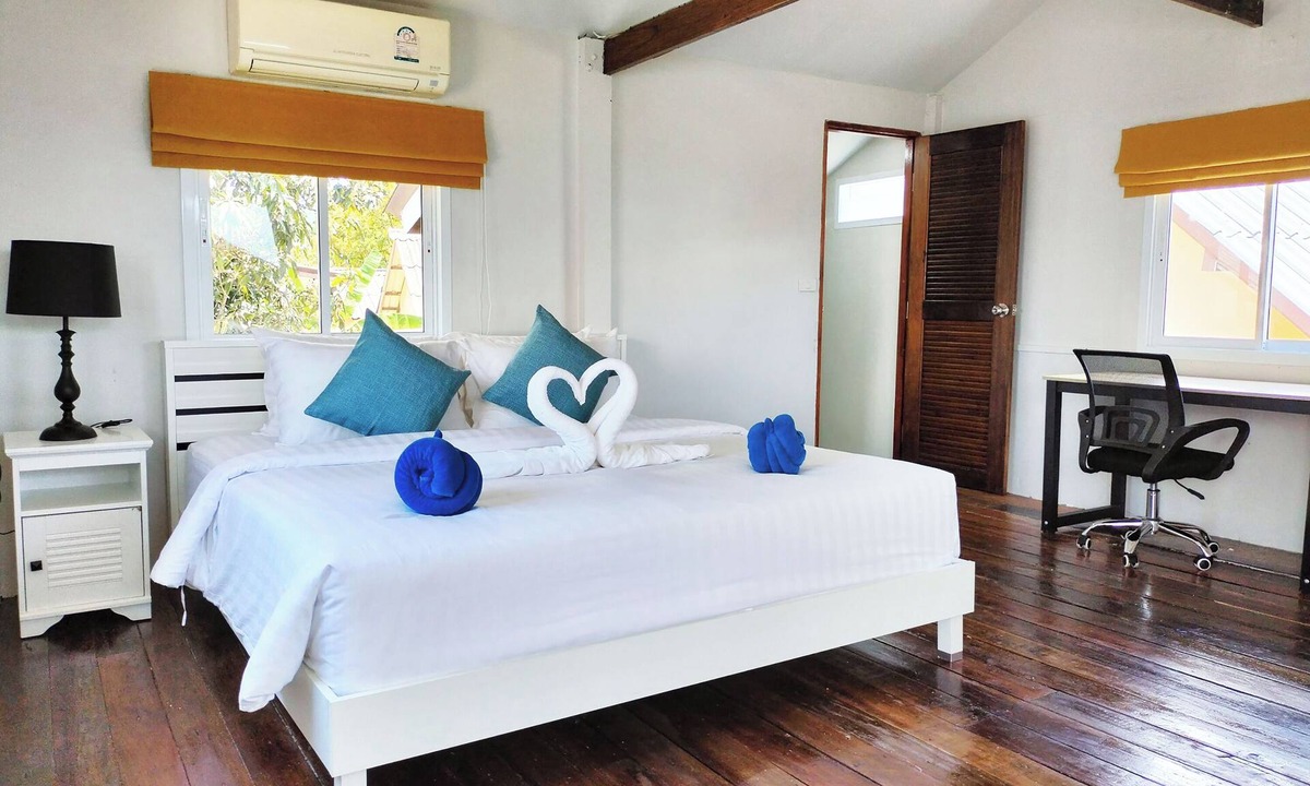 Baan Tai Hotel | Sand Terrace Beach Bungalows