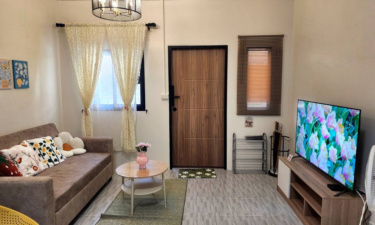 Yan Nawa House | Sathorn 2BR Home, Walk to BTS and Pier, Near ICONSIAM and Asiatique