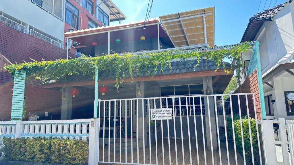 Saen Suk House | Sea House Bangsaen บ้านริมทะเล