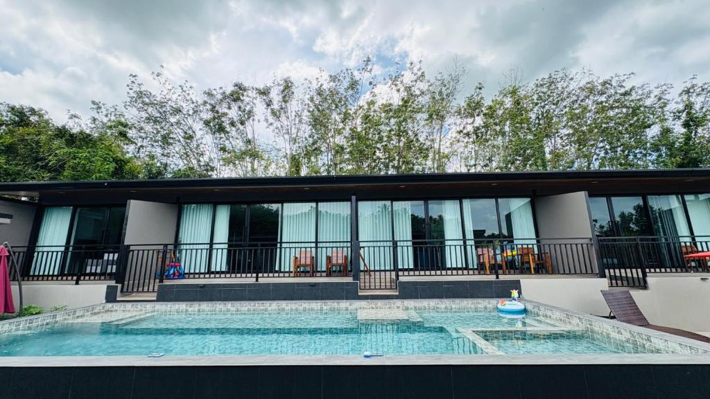 Satun House | sea sun
