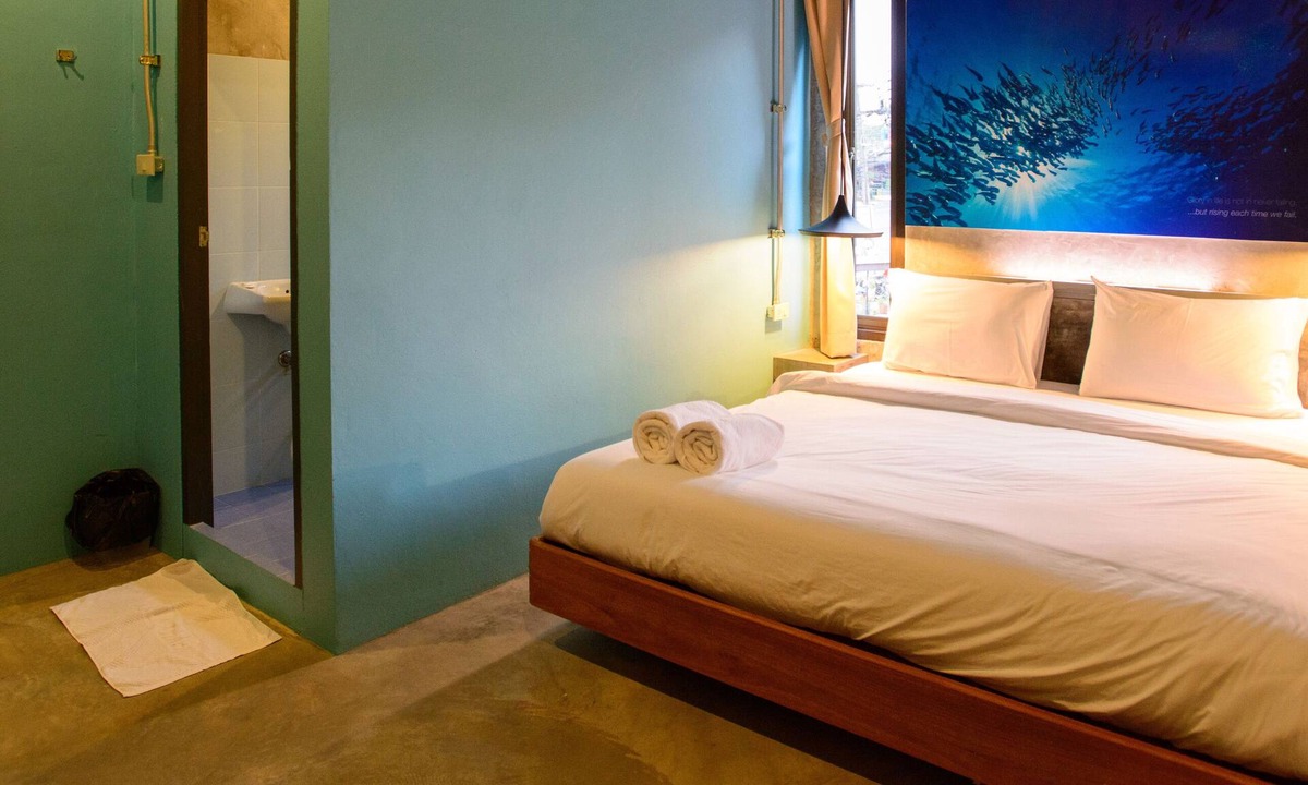 Khao Lak Hotel | Seabox Khaolak Hostel