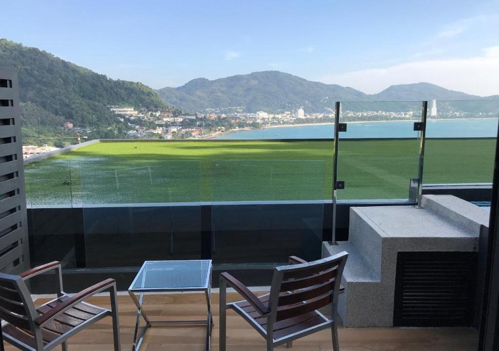 Patong Resort | (SHA+)Sky Standard with Plunge Pool (A)