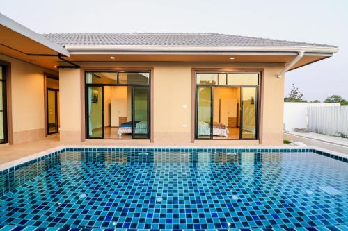 Hin Lek Fai Villa | Shirley's Villa 32 泳池四合院