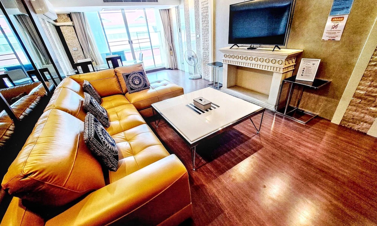 Khlong Toei Nuea Condo | Short-Term Rental Allowed - 7C Downtown Bkk Serviced Apartment