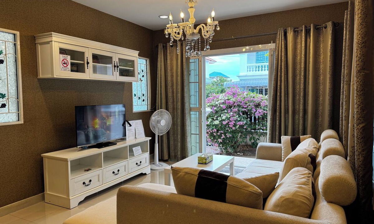 Bang Chalong House | Simple and Private Living Home near Suvarnabhumi Airport 23 min