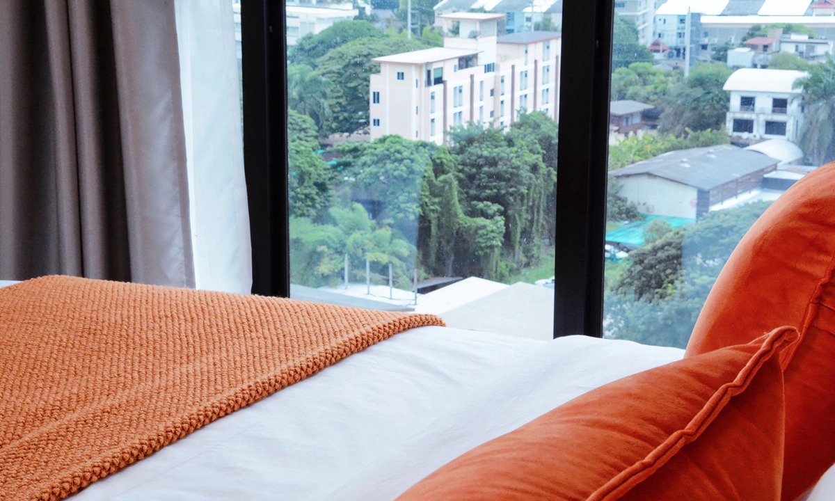Chang Khlan Apartment | Sky river room overlooking the City of ChiangMai