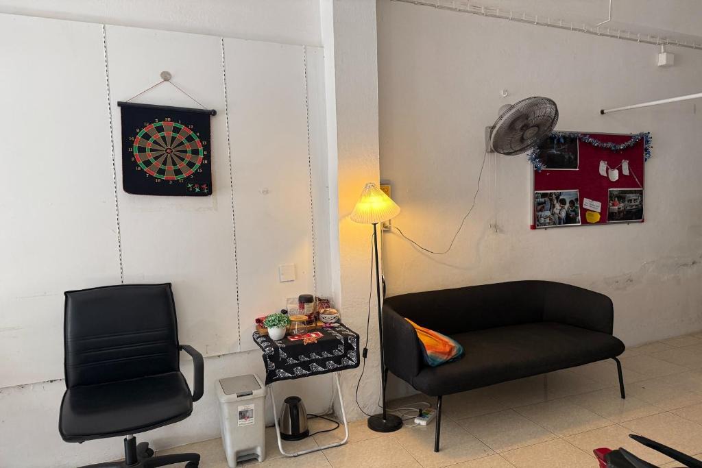 Yan Nawa House | Sleep Break Hostel Sathon