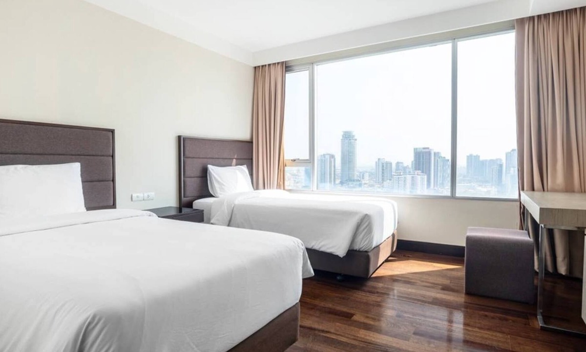 Khlong Toei Apartment | Spacious Family Suite near BTS Phrakhanong宽阔家庭房近轻轨 U5