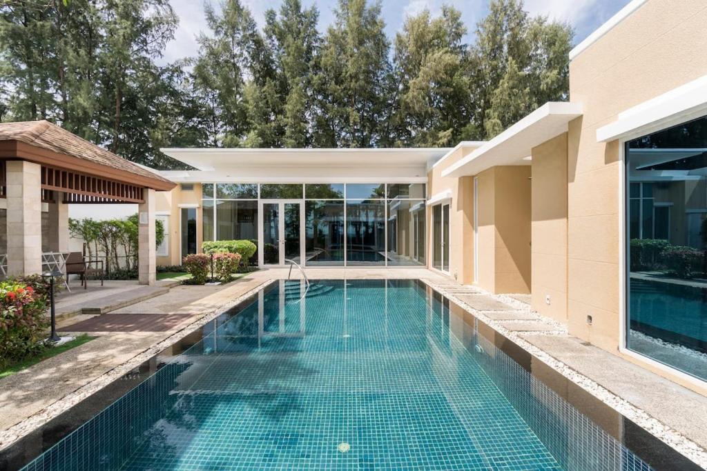 Mai Khao Villa | Splash Villa by Villacarte