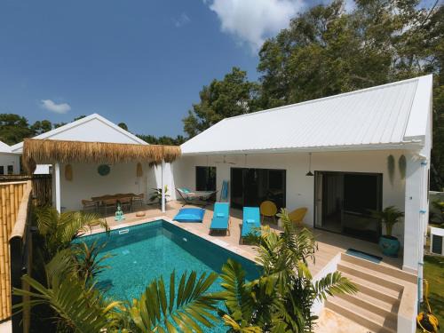 Ko Pha-ngan Villa | Sunny Bamboo Villa - 3 bedroom villa