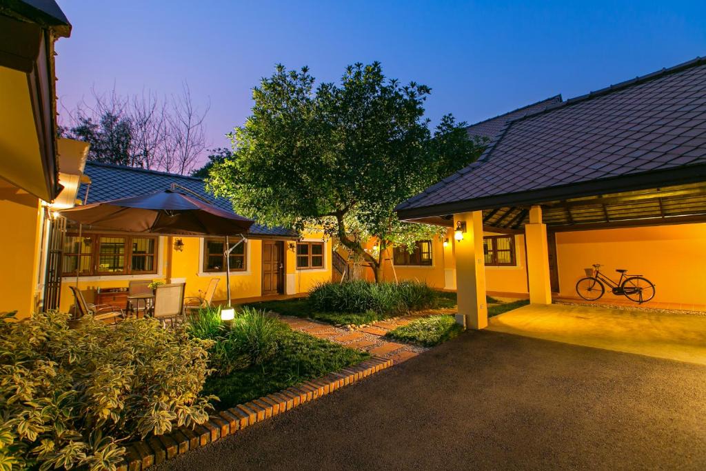 Nong Pa Khrang House | Sunny Side Up Well Home Living,downtown,chiang Mai