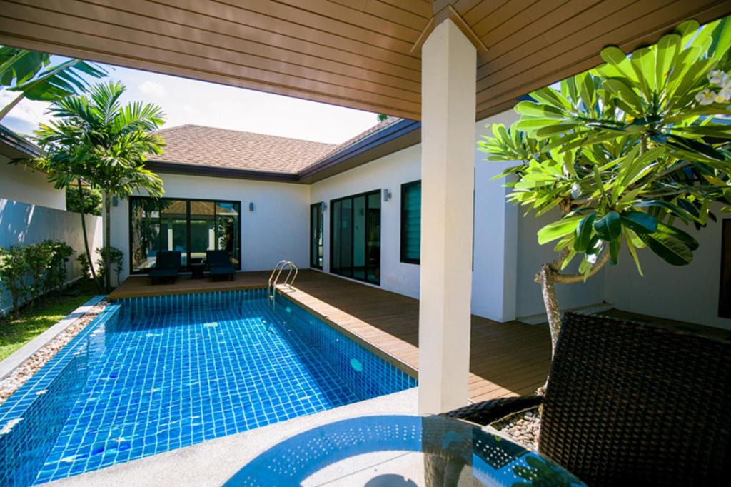 Chalong Villa | Thaiya Pool Villa