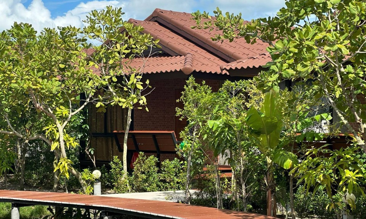 Chalong Villa | The Beatles Lagoon