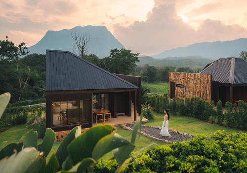 Chiang Dao Hotel | The CAMPIAN