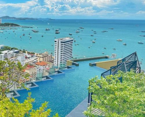 Pattaya Bay Apartment | The Edge Central Pattaya