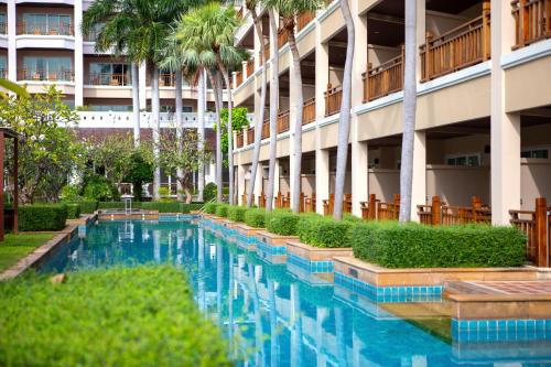 Jomtien Resort | The Heritage Pattaya Beachfront Resort