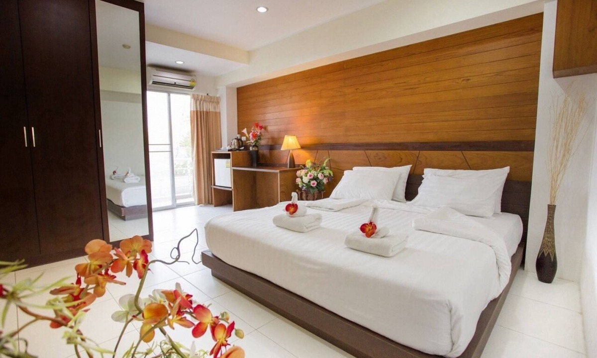Wong Sawang Hotel | The Loft Resort Bangkok