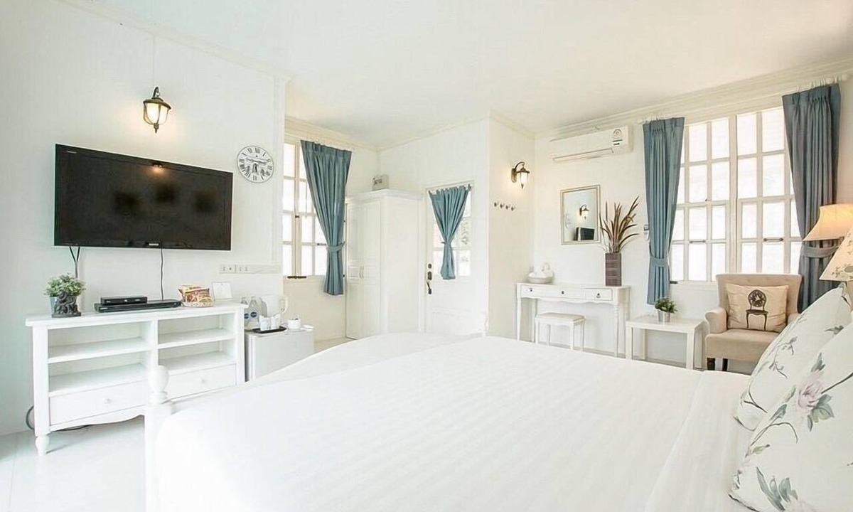 Thap Sai Hotel | The Natural Garden - Khao Soi Dao -
