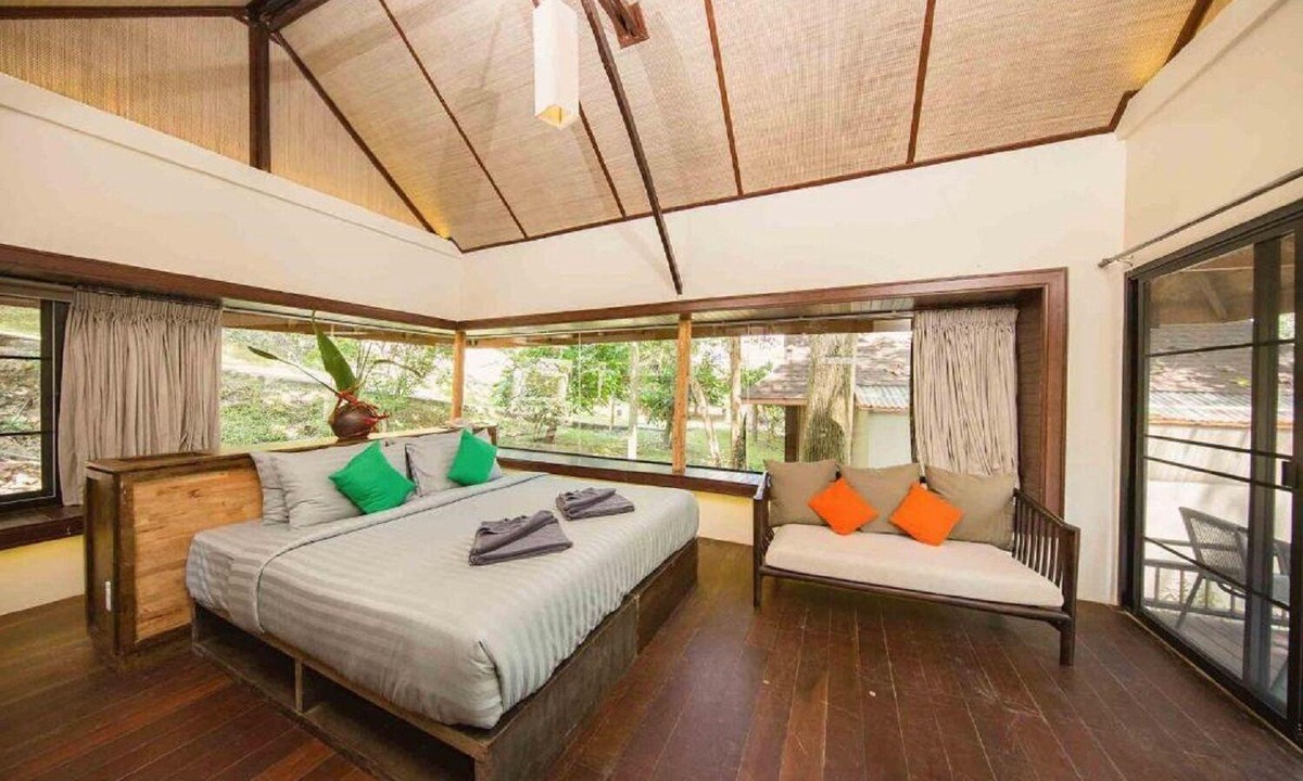 Ko Lanta Villa | The Plantation villa with breakfast