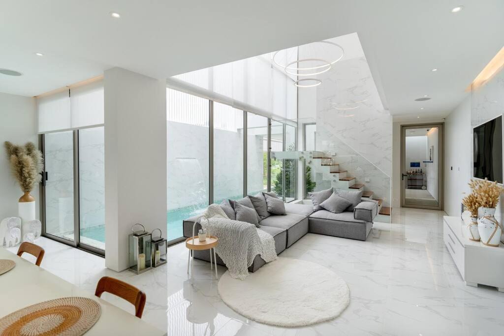 Bang Tao Villa | The Residence by Andaman Villa Phuket Free Airoport Pick up from 7 days