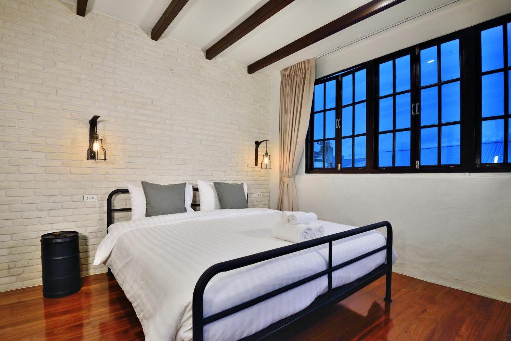 Old Phuket Town House | The Rommanee Classic Guesthouse