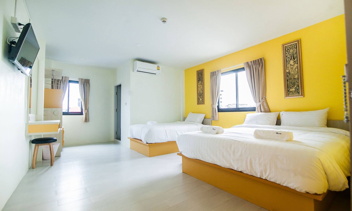 Khlong Maha Nak Hotel | The Seven Luck