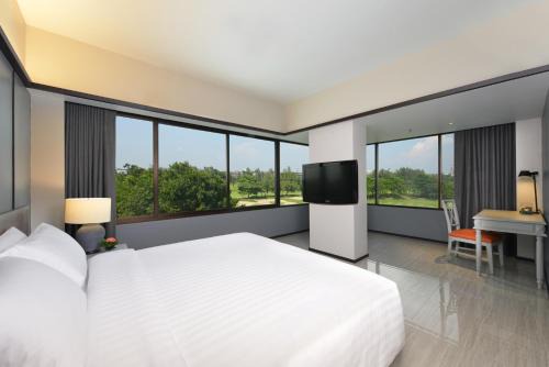 Bang Kadi Resort | Tinidee Hotel Bangkok Golf Club