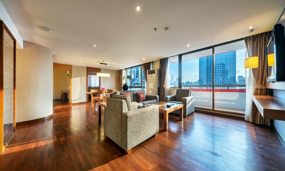 Thung Maha Mek Apartment | Two Bedroom Residence is a home away home.