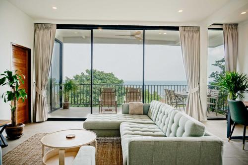 Haad Yao Apartment | v32B Blue Horizon Haad Yao, Seaview 3BR Apartment