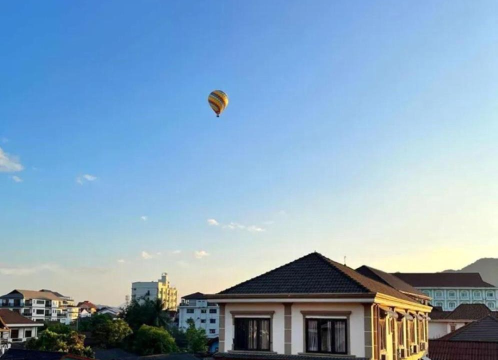Vang Vieng Hotel | Vang Vieng Camellia Hotel