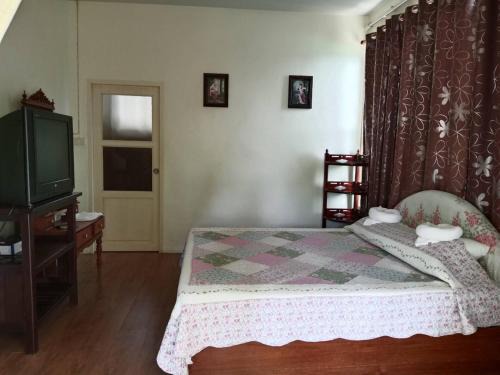 Thap Sakae House | Vasana RuanThai Homestay วาสนา เรือนไทย โฮมสเตย์