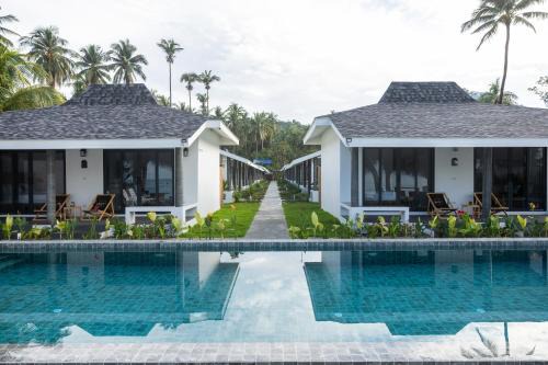 Ang Thong Villa | Villa Liconia Beachfront Koh Samui, Nathon Pier