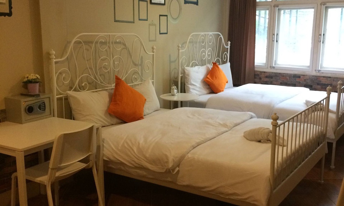 Khlong Toei Hostel | VX The Fifty - Hostel