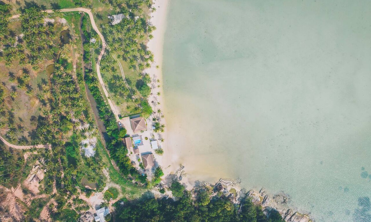 Thong Krut House | Welcoming 2-bedroom bungalow with AC in beautiful Koh Samui