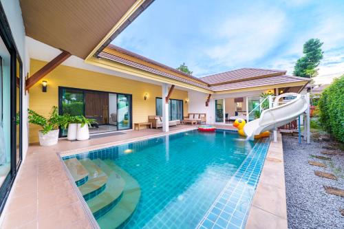 Central Pattaya Villa | Zen by Natcha