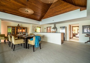 600 m² Villa ∙ 4 bedrooms ∙ 8 guests