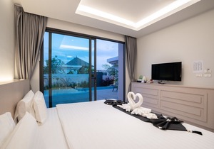 Gold Chariot Pool Villa A4 in Tambon Choeng Thale