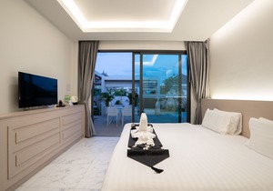 Gold Chariot Pool Villa A2 in Tambon Choeng Thale