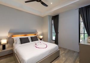 Great Location, Awesome Sea Views and Sunsets!!!!!!
