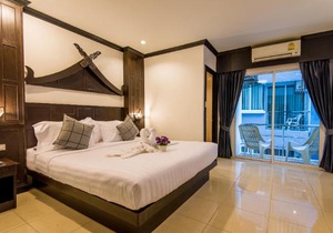 Hallo Patong Hotel(SHA Certified)